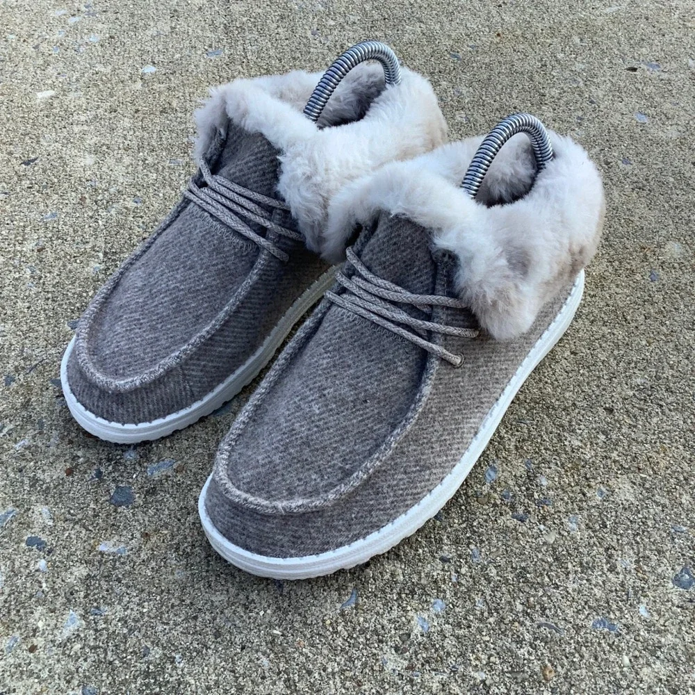 Hey Dude Britt Youth Coffee Dye Faux Fur Lined Ankle Boots Size Y4 L5 EU 36